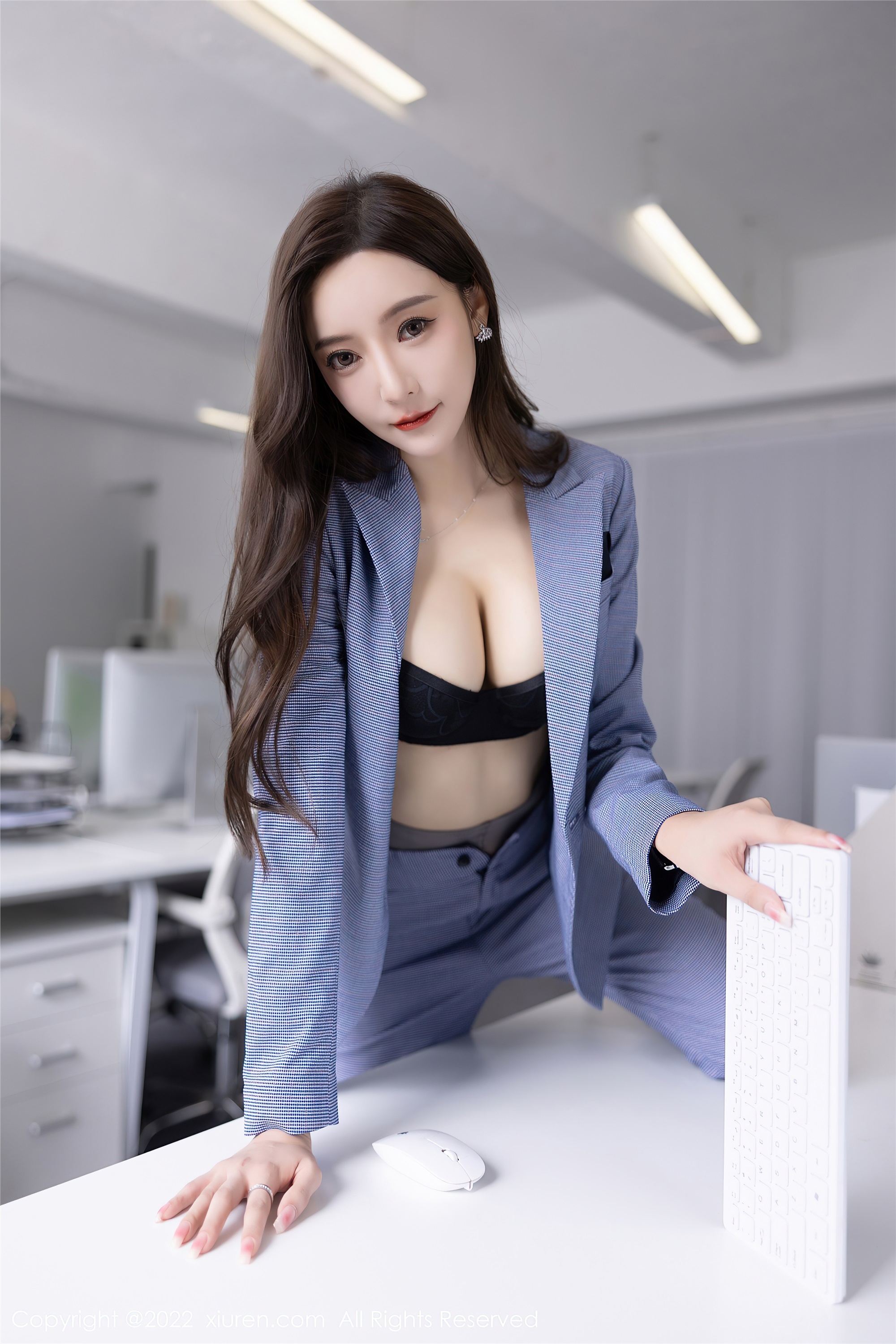 Xiuren秀人网 2022.09.22 NO.5629 王馨瑶yanni